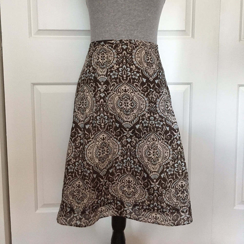 Price Drop! Ann Taylor Skirt-EUC!-Was $32 - Picture 4 of 8